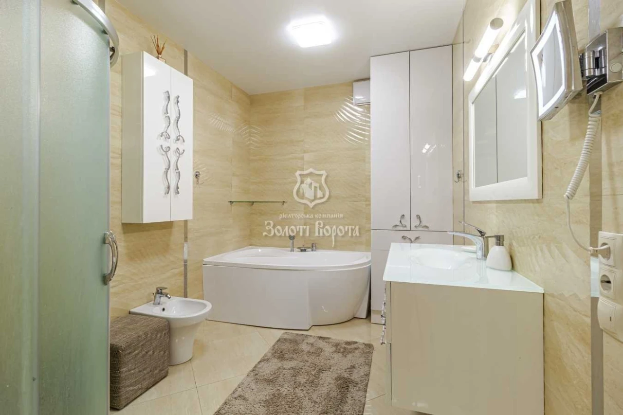 3-room apartment for sale 112 m², Metrologicalhna St., 54