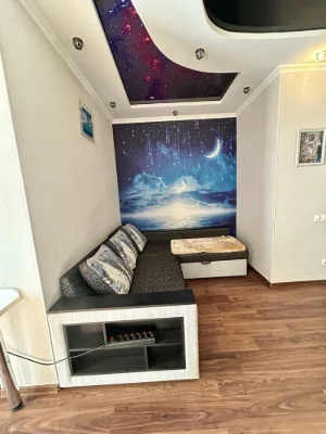 For sale spacious two-bedroom apartment on Dovzhenko Street
