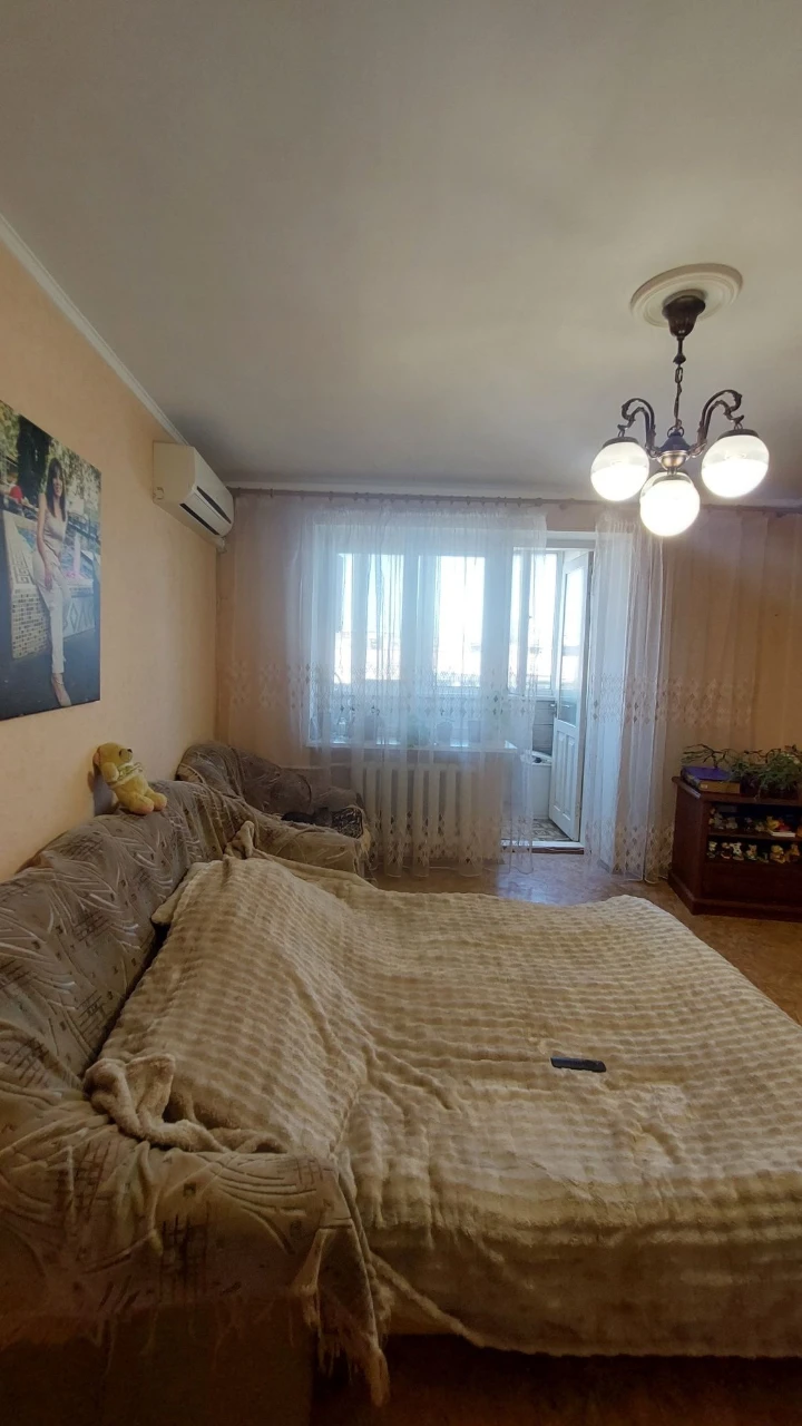 Продажа  2 квартиры  на Вильямса  / Таирова  , 49 м , газ ,