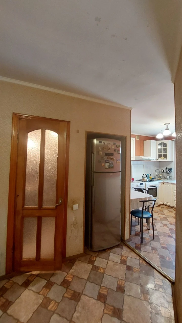 Продажа  2 квартиры  на Вильямса  / Таирова  , 49 м , газ ,
