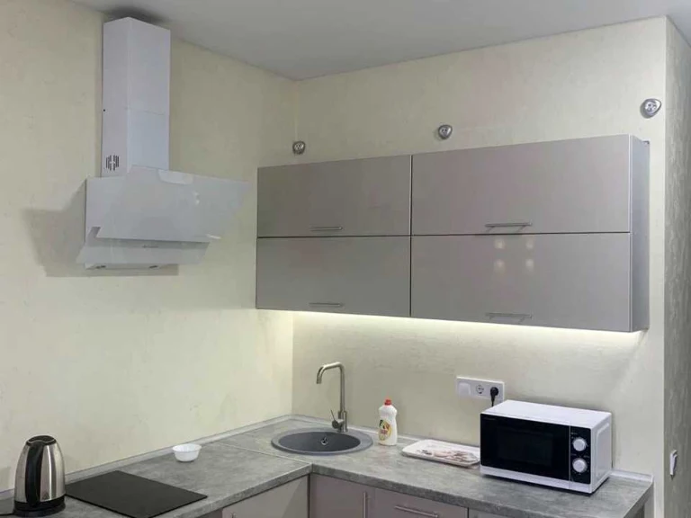 Apartment. Kahovska st., Kyiv