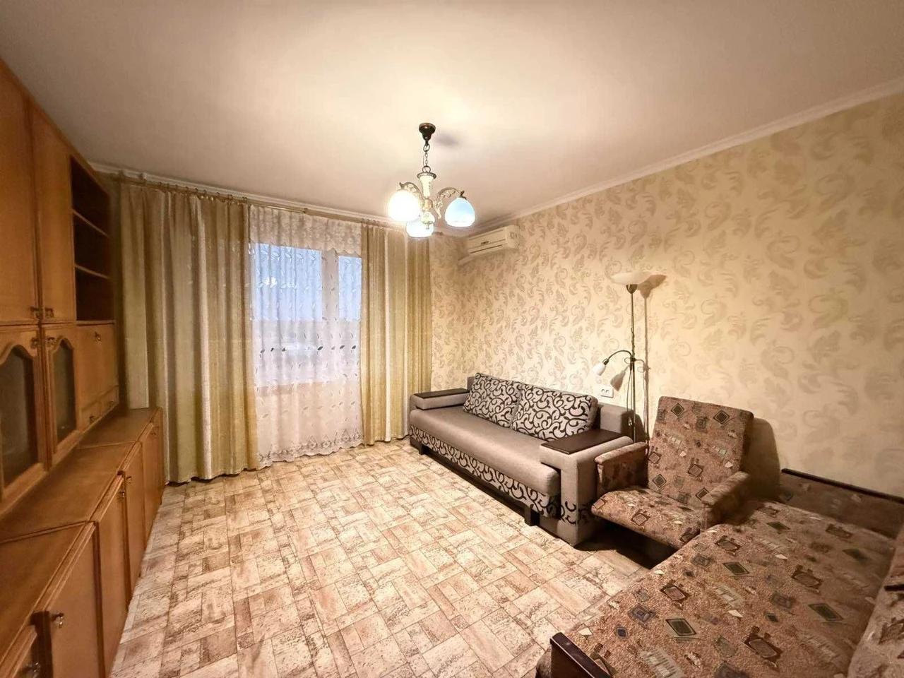 Selling 2-room apartment. Cosmonauts. ATP