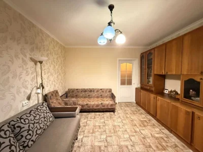 Selling 2-room apartment. Cosmonauts. ATP