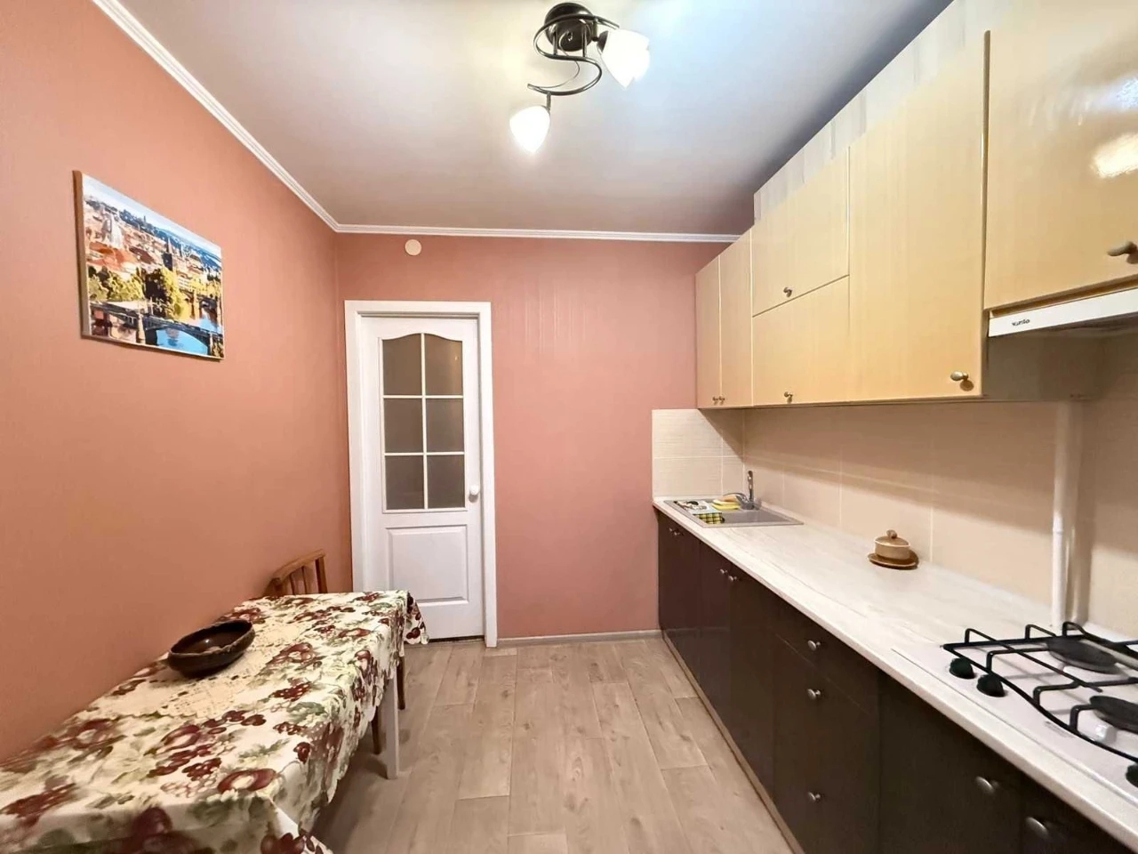 Selling 2-room apartment. Cosmonauts. ATP