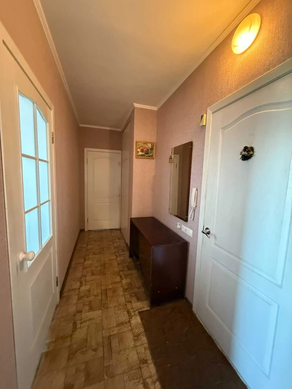 Selling 2-room apartment. Cosmonauts. ATP