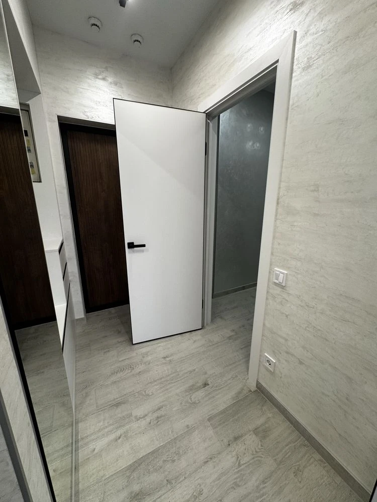 Luxury 2-bedroom apartment in residential complex "A+ Я" with high-quality renovation and