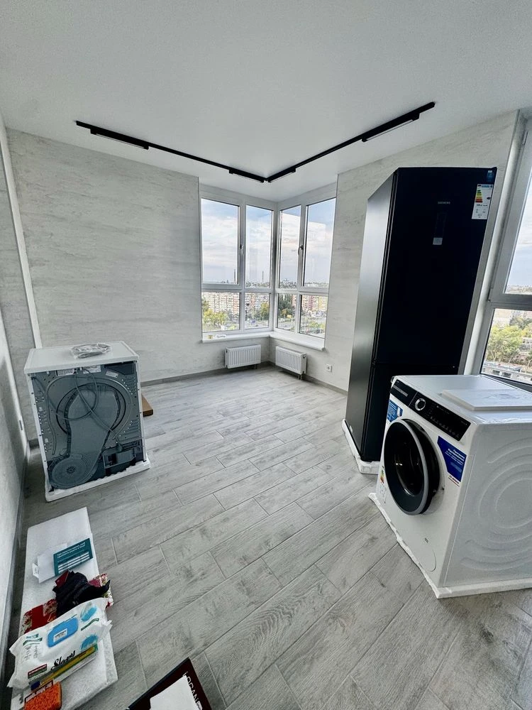 Luxury 2-bedroom apartment in residential complex "A+ Я" with high-quality renovation and