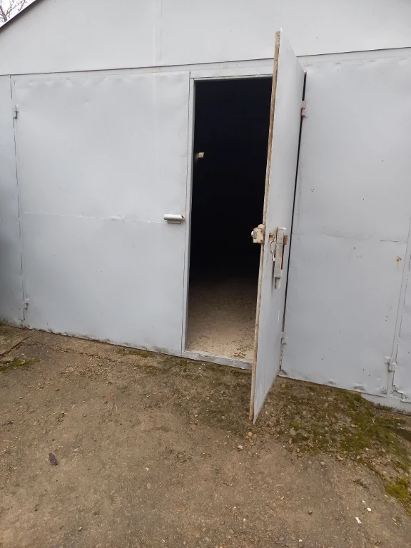 For Sale: Garage without space.