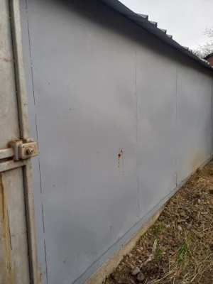 For Sale: Garage without space.