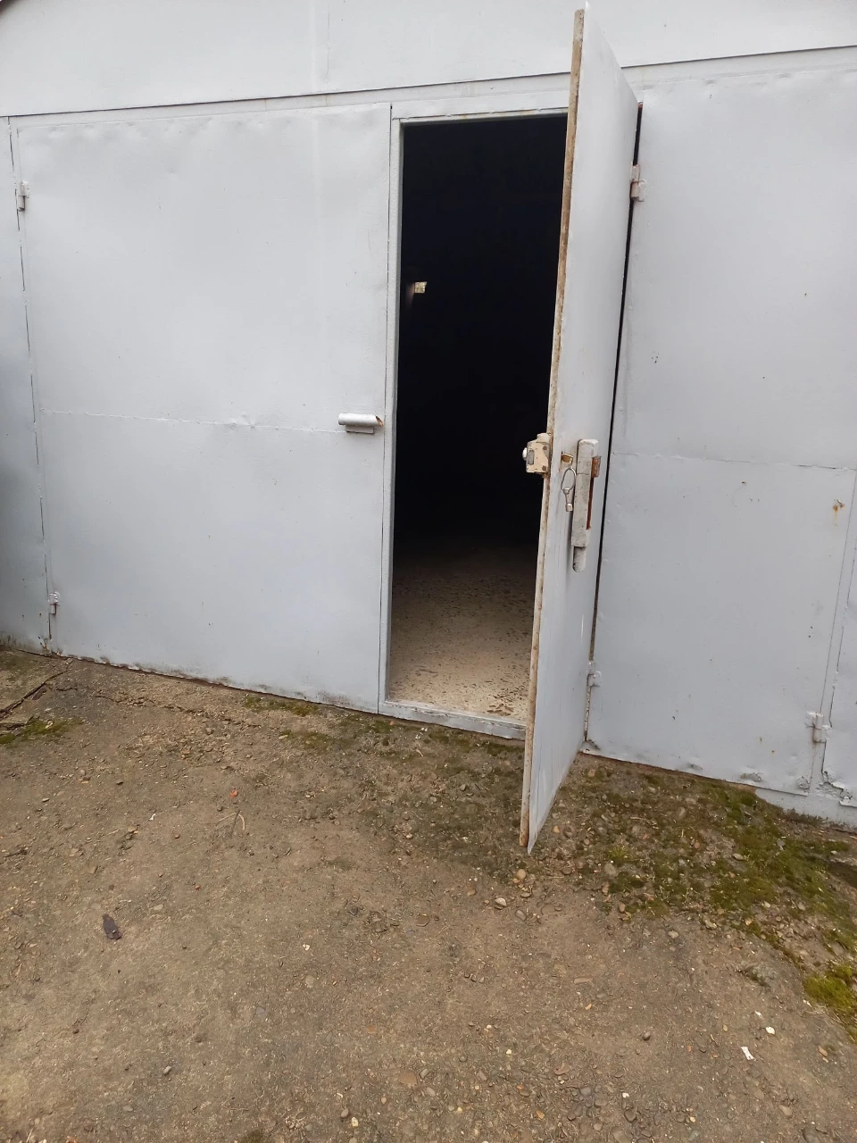 For Sale: Garage without space.