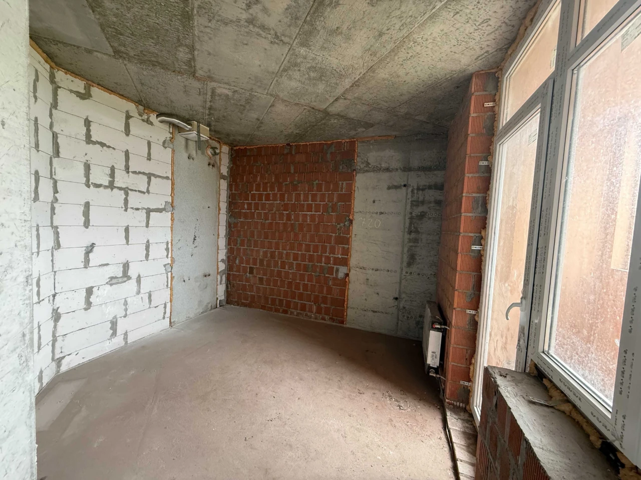 2-room apartment in residential complex REAL PARK. $640 per square meter! Completed house!