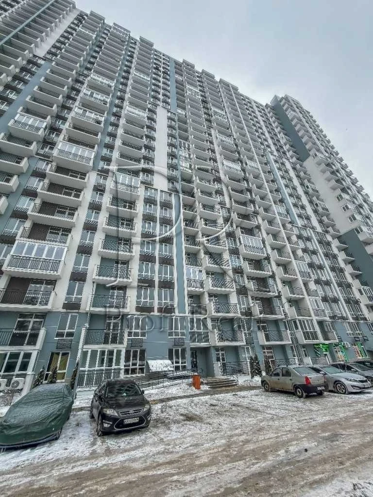 1-room apartment for sale, 43 m², Akademika Glushkova Ave.