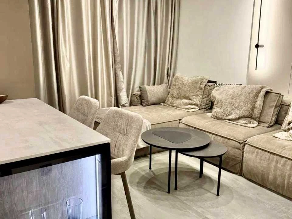 Apartment. Bogdan Khmelnytsky Street, Kyiv
