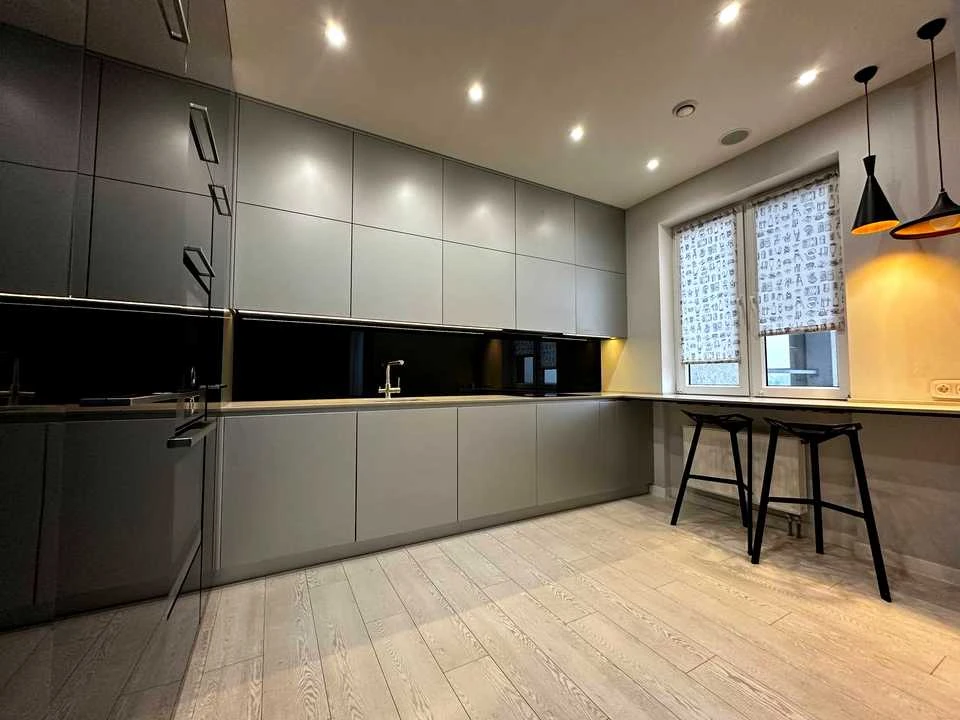 Apartment. Dnipro, Alexander Polya Street