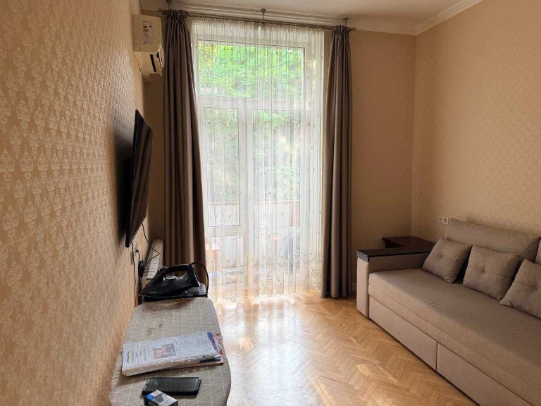 Продам 2 ком. квартиру, ремонт, ул. Канатная, море в пешей д