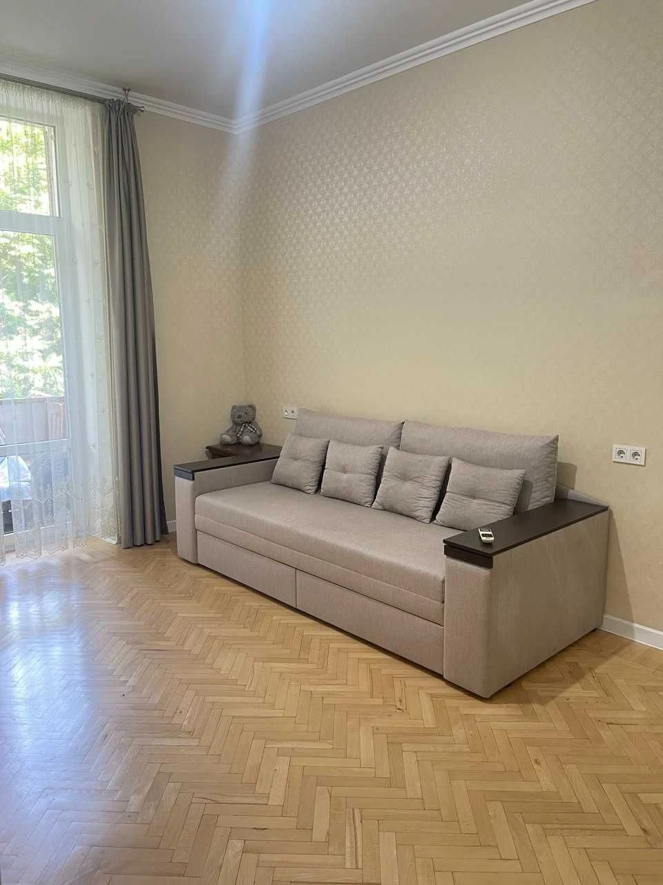 Продам 2 ком. квартиру, ремонт, ул. Канатная, море в пешей д