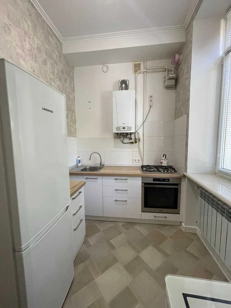 Продам 2 ком. квартиру, ремонт, ул. Канатная, море в пешей д