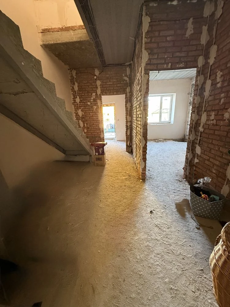 Townhouse 135 m² | Malewanka | Kam'iany Uzviz | Enclosed Territory