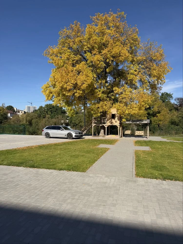 Townhouse 135 m² | Malewanka | Kam'iany Uzviz | Enclosed Territory