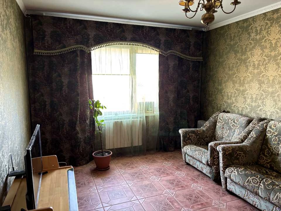 Квартира. Київ, Миропільська вулиця