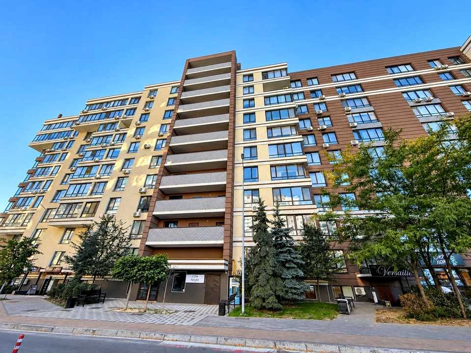 Квартира. Киев, Практичная улица