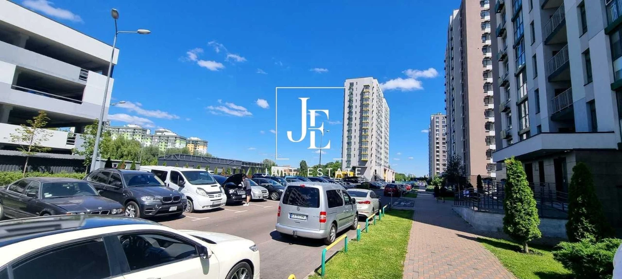 3-bedroom apartment for sale in "City of Flowers" residential complex | Syrets'