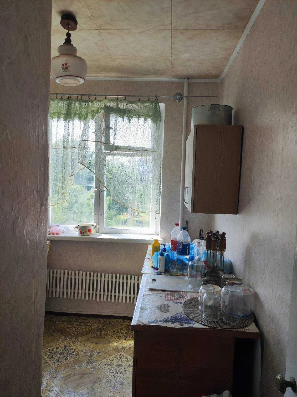 For sale, a real 3-room apartment