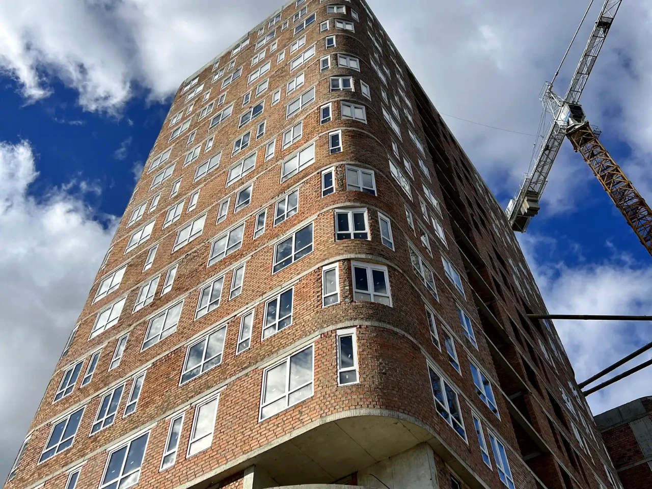 2-room apartment for sale, 65 sq m, 9th floor.
