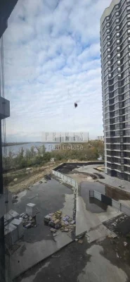 apartment for sale without renovation, Zarichny residential complex, 105 m2, 6th floor, view