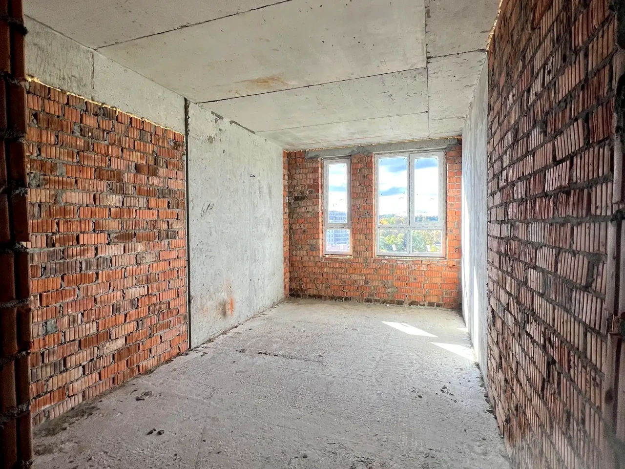 2-room apartment for sale, 65 sq m, 9th floor.