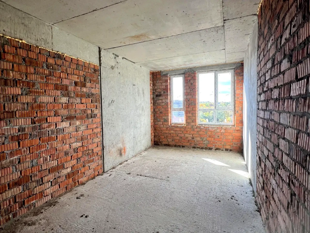 2-room apartment for sale, 65 sq m, 9th floor.