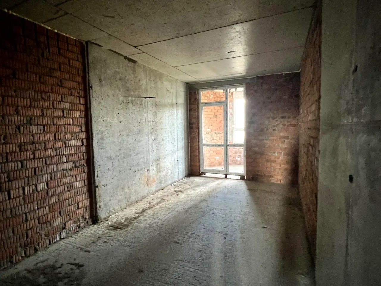 2-room apartment for sale, 65 sq m, 9th floor.