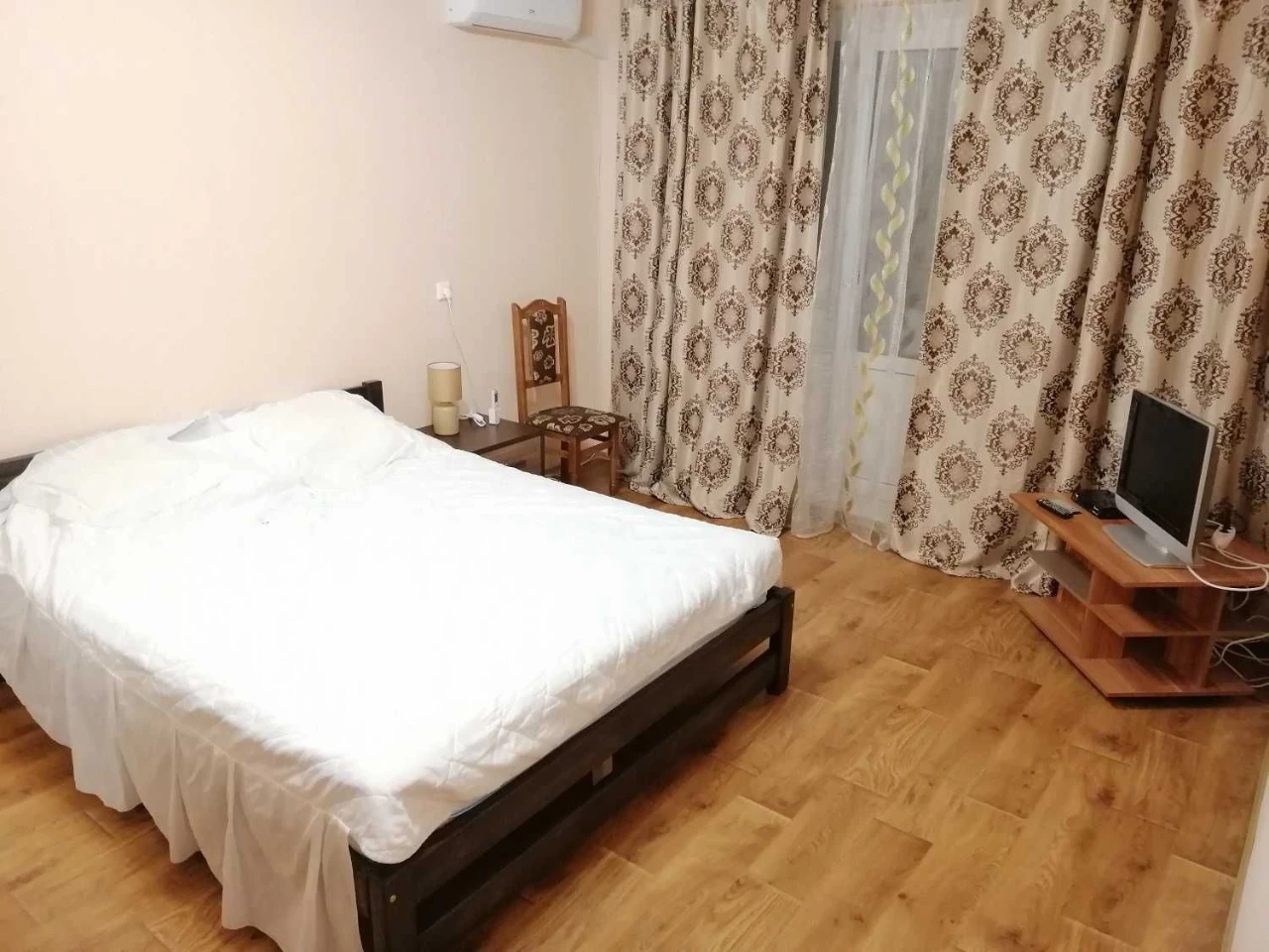 For Sale 2-bedroom apartment on Zdolbuniv Street, 13 (Pozniaky)