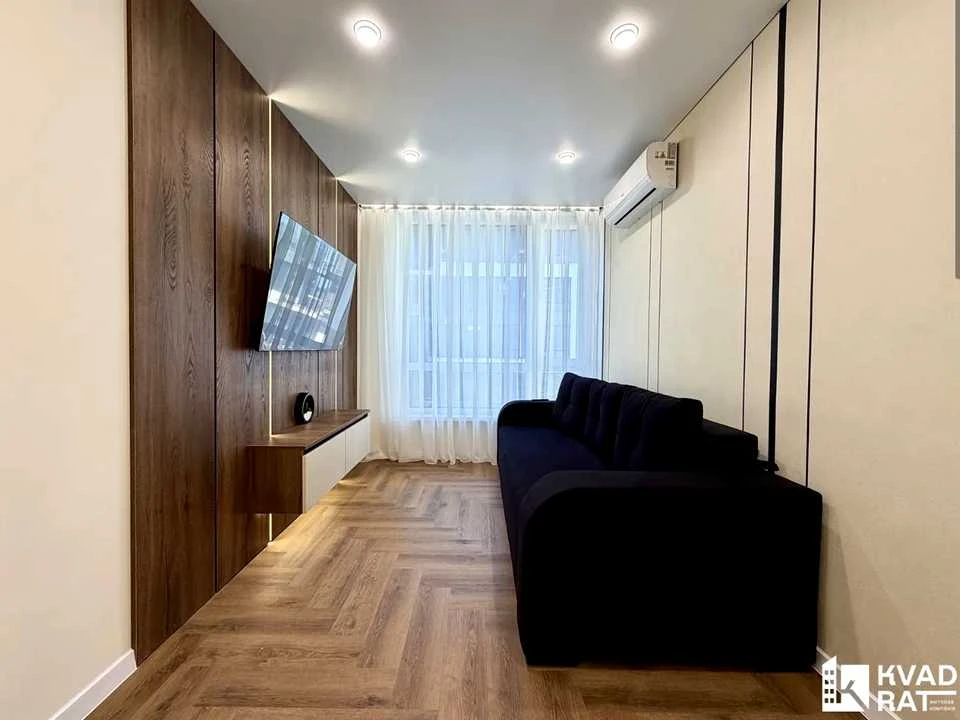 Apartment. Ivano-Frankivsk, Juliana Pelechа Street