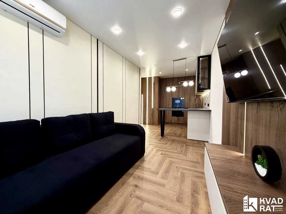 Apartment. Ivano-Frankivsk, Juliana Pelechа Street