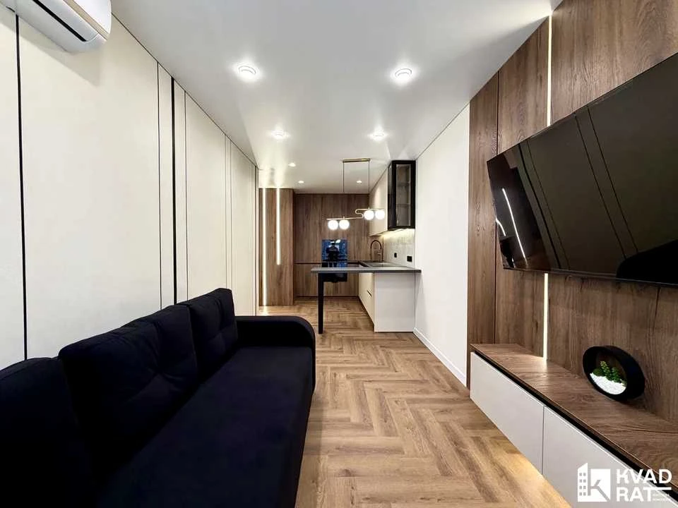 Apartment. Ivano-Frankivsk, Juliana Pelechа Street