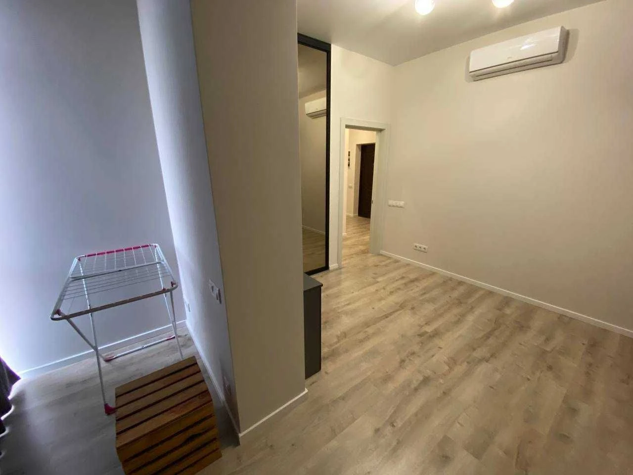 Two-bedroom apartment for sale, from the owner, with a large terrace