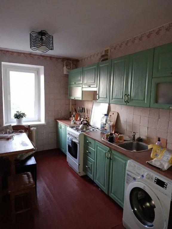 For Sale: 3-bedroom apartment on Dombrovsky Street