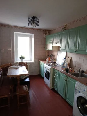 For Sale: 3-bedroom apartment on Dombrovsky Street