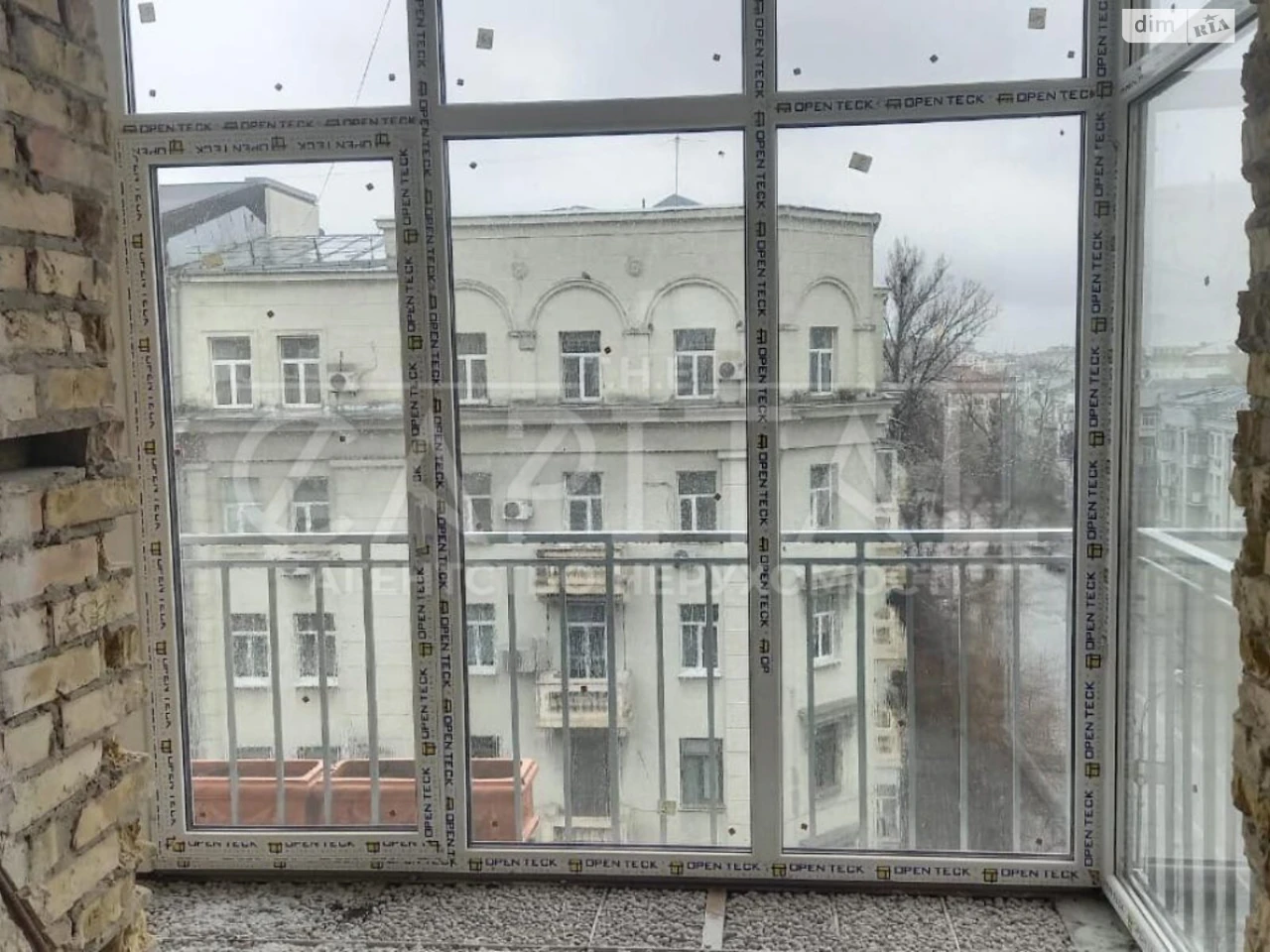 Flat for Sale - Pecersky
