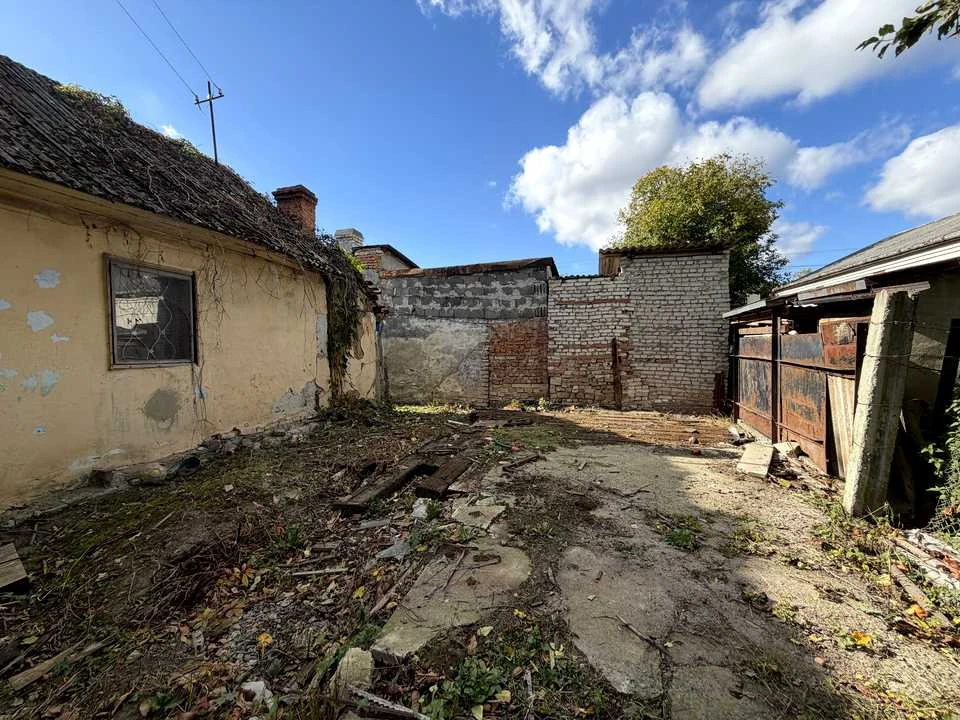 Ділянка. Львів, Розлога
