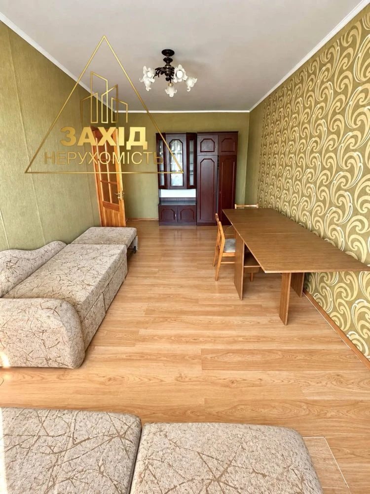 Two-room apartment 45.5 sq m on Молоді Street near the Northern Market