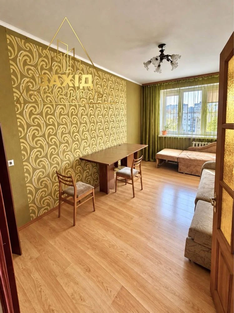 Two-room apartment 45.5 sq m on Молоді Street near the Northern Market