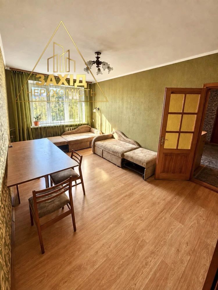 Two-room apartment 45.5 sq m on Молоді Street near the Northern Market