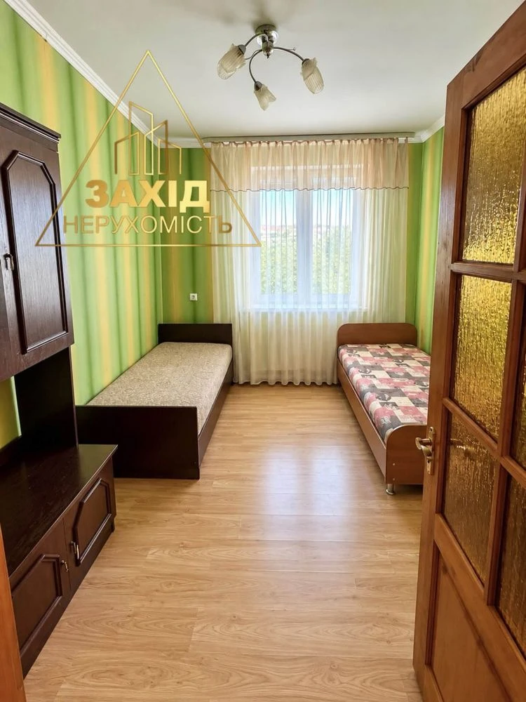 Two-room apartment 45.5 sq m on Молоді Street near the Northern Market