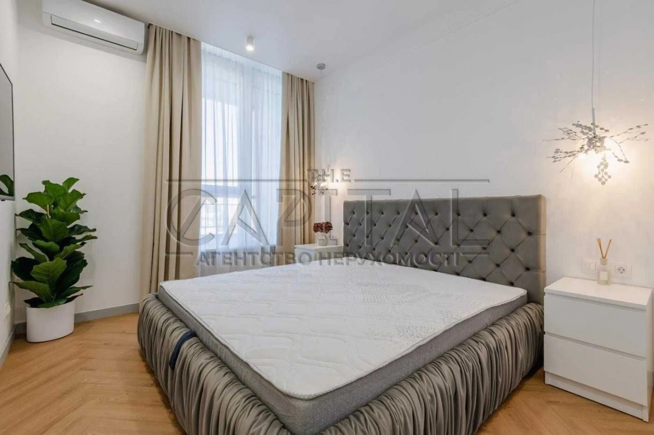 Продаж квартири в ЖК "Richmond" вул. Джона Маккейна, 26