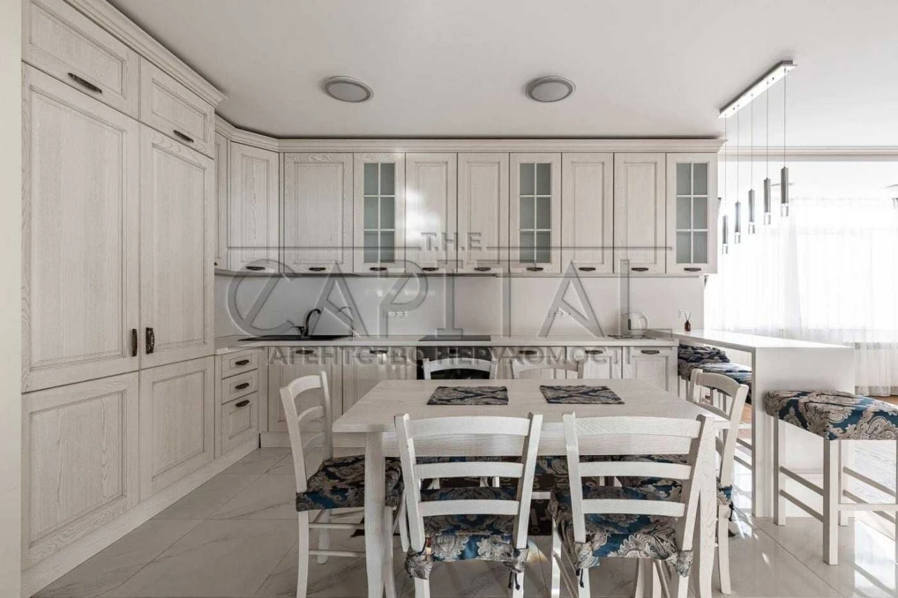 Продаж квартири, вул. Ділова, 2б, Печерський район