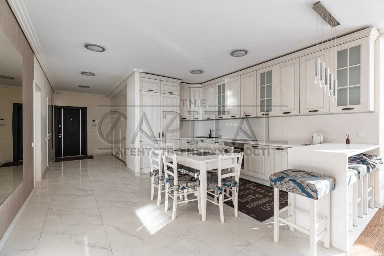 Продаж квартири, вул. Ділова, 2б, Печерський район