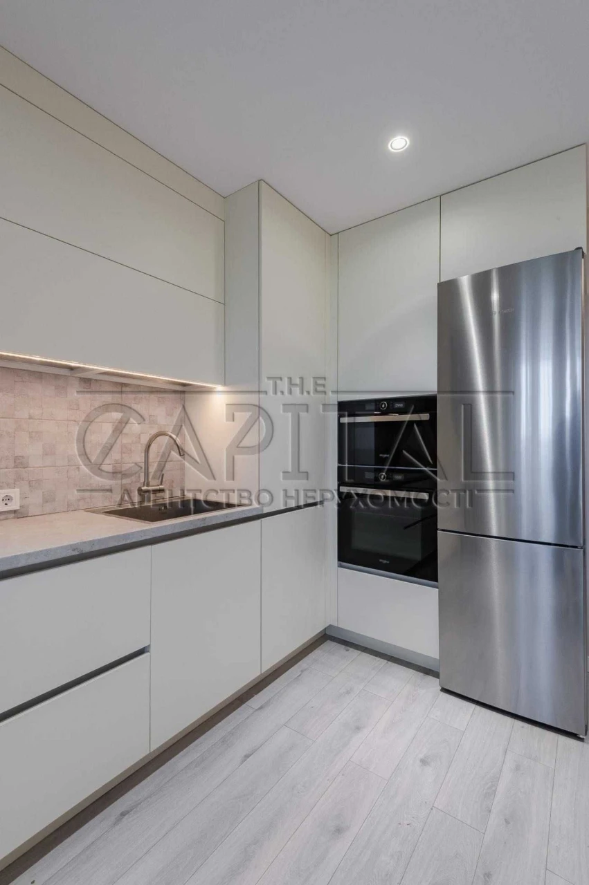 Продаж квартири  ЖК The Lakes пер. Ясинуватський, 11
