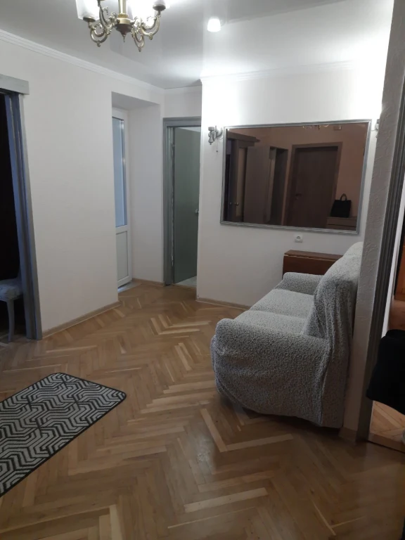 Сдам 3-комнатную квартиру 71 м², Спаська ул., 26/14